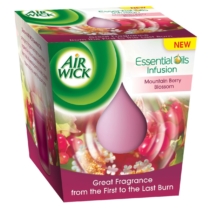Air Wick Essential Oils Infusion illatgyertya 105g Erdei gyümölcs